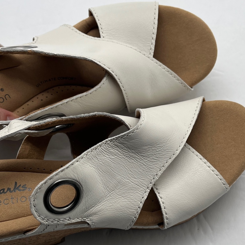 Clarks Leather Wedge Sandals Open Toe Women's 6.5 White Comfort - Picture 13 of 16